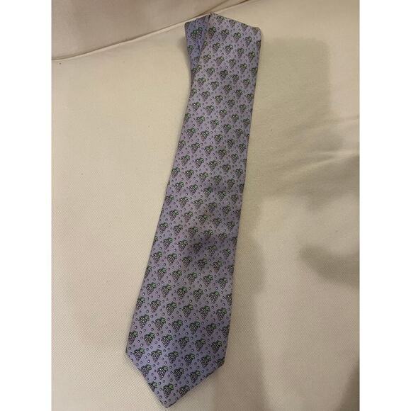 Vineyard Vines Tie - Picture 2 of 3